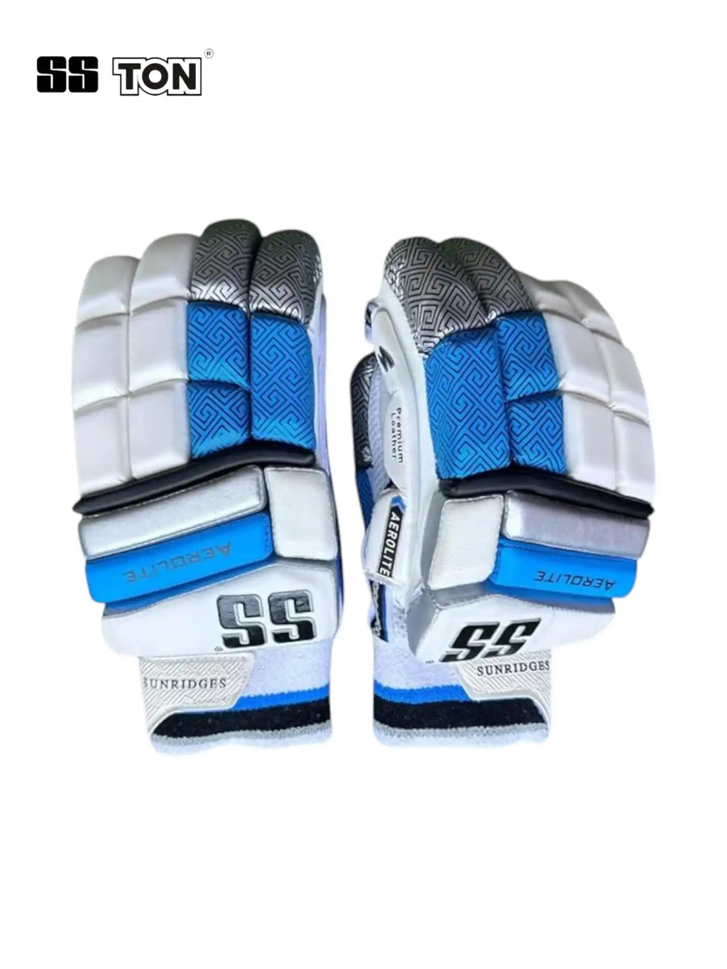 SS Aerolite Batting Gloves